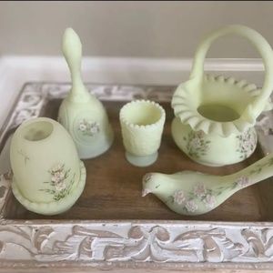 Fenton Vintage Collectibles - Pink Blossom Custard Satin